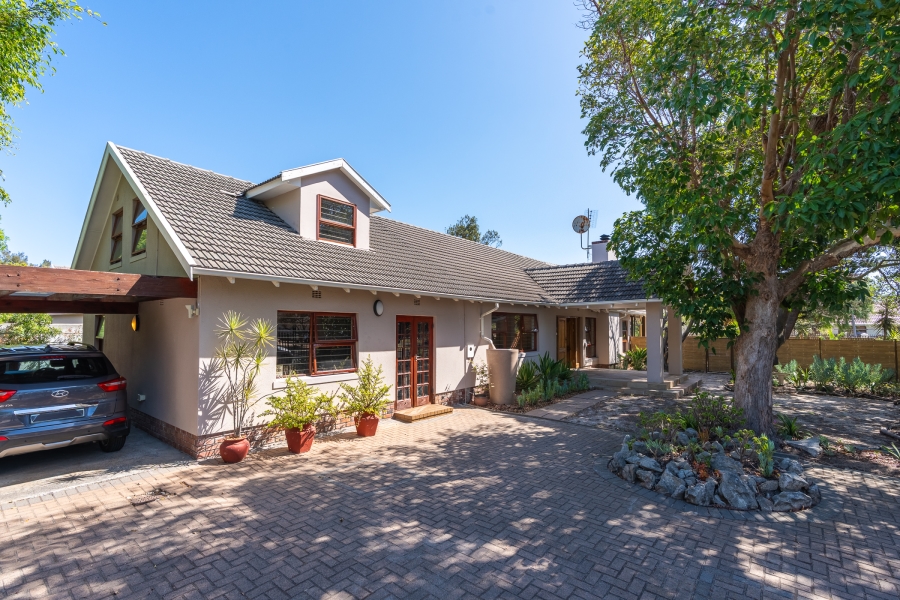 3 Bedroom Property for Sale in Pinelands Western Cape